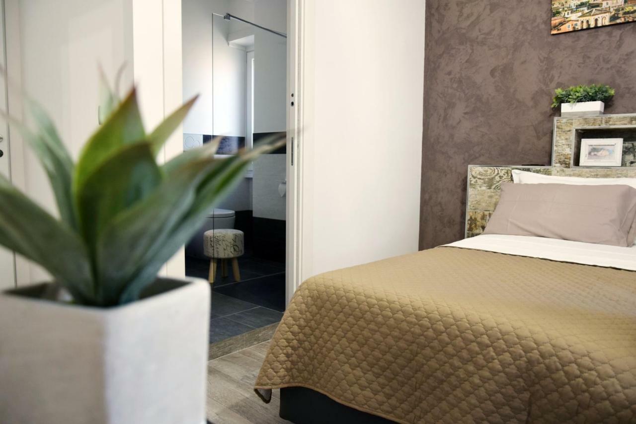 Bed and Breakfast Damiva à Rome Extérieur photo